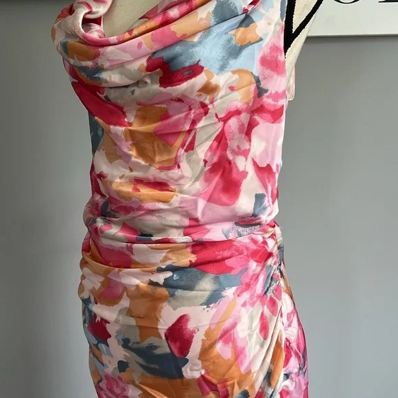 Abercrombie & Fitch Cowl Neck Draped Maxi Dress - Picture 3 of 12